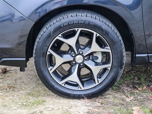 Used 2016 Subaru Forester 2.0XT Touring w/ Eyesight & Navigation System image 9