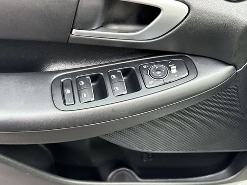 Certified 2025 Hyundai Sonata SEL image 12