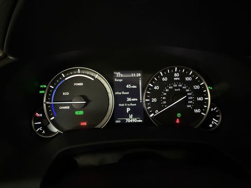 Used 2019 Lexus RX 450h AWD w/ Navigation Package image 18