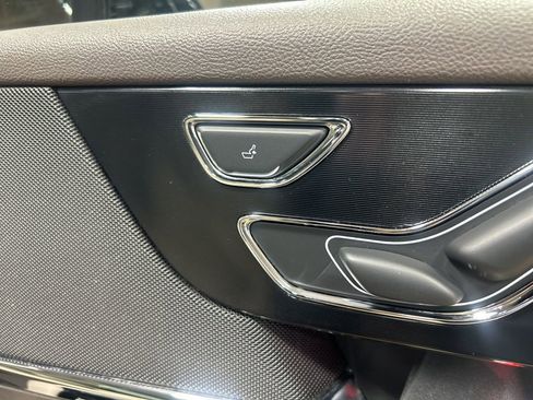 Used 2021 Lincoln Corsair Reserve w/ Equipment Group 201A image 29