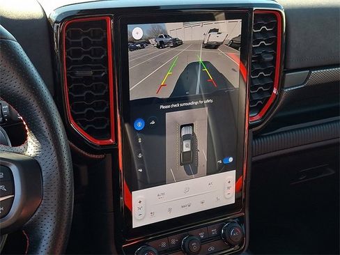 Used 2025 Ford Ranger Raptor image 18