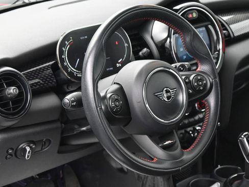 Used 2021 MINI Cooper S w/ 6.5" Touchscreen Package image 38