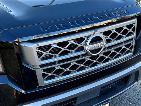 Used 2022 Nissan Frontier SV image 26