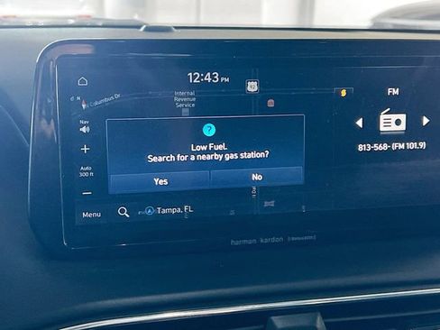 Used 2023 Hyundai Santa Fe Limited image 21