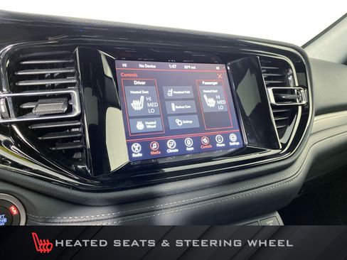 Used 2024 Dodge Durango SXT image 6