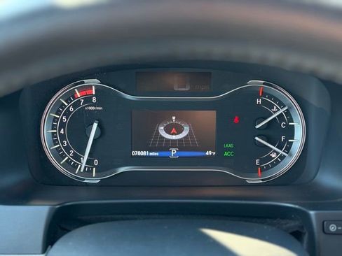 Used 2017 Honda Pilot Touring image 23