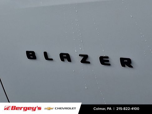 New 2025 Chevrolet Blazer LT w/ Convenience Package image 19