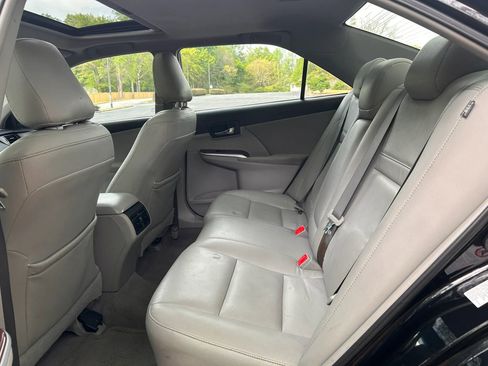 Used 2012 Toyota Camry XLE image 5