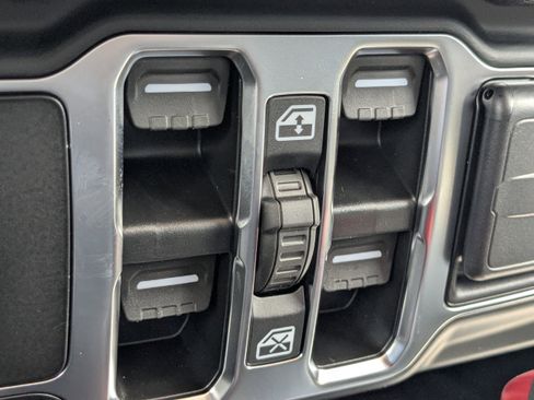 New 2025 Jeep Wrangler Unlimited Sport image 21