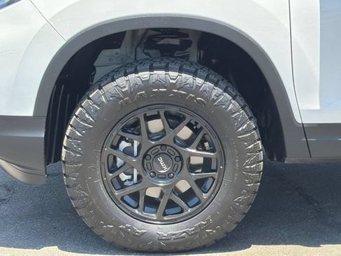 Used 2025 Honda Ridgeline Black Edition image 33