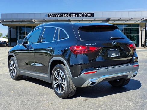 Certified 2025 Mercedes-Benz GLA 250 4MATIC image 3