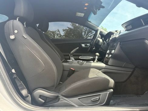 Used 2017 Ford Mustang GT w/ GT Performance Package RWD image 22