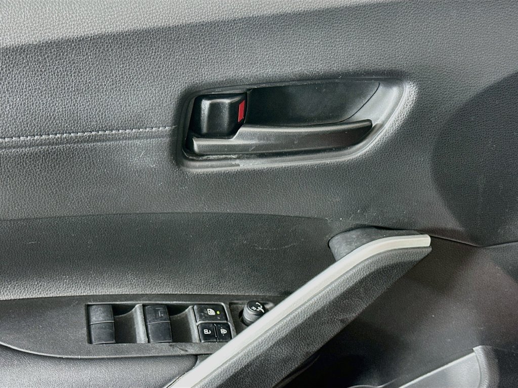 Used 2023 Toyota Corolla Cross LE FWD image 18