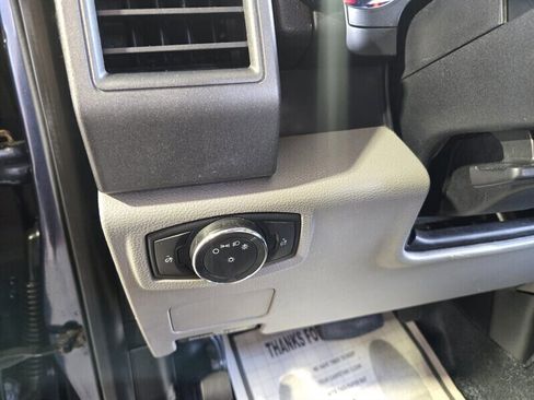 Used 2017 Ford F550 2WD Regular Cab Super Duty image 17