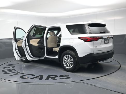 Certified 2023 Chevrolet Traverse LS image 27