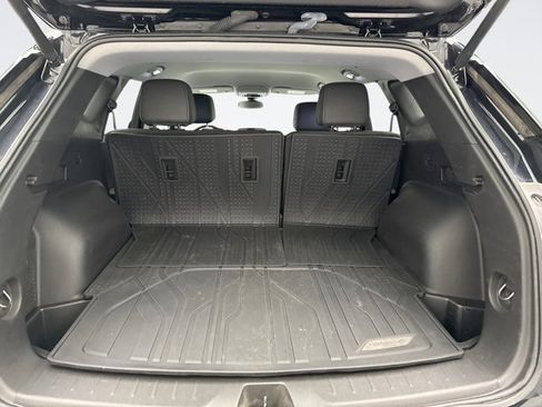 Used 2023 Chevrolet Blazer LT w/ LPO, Floor Liner Package AWD/4WD image 18