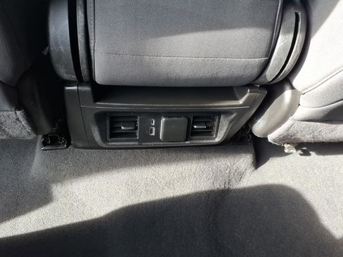 Used 2024 Chevrolet Silverado 2500 LT image 10