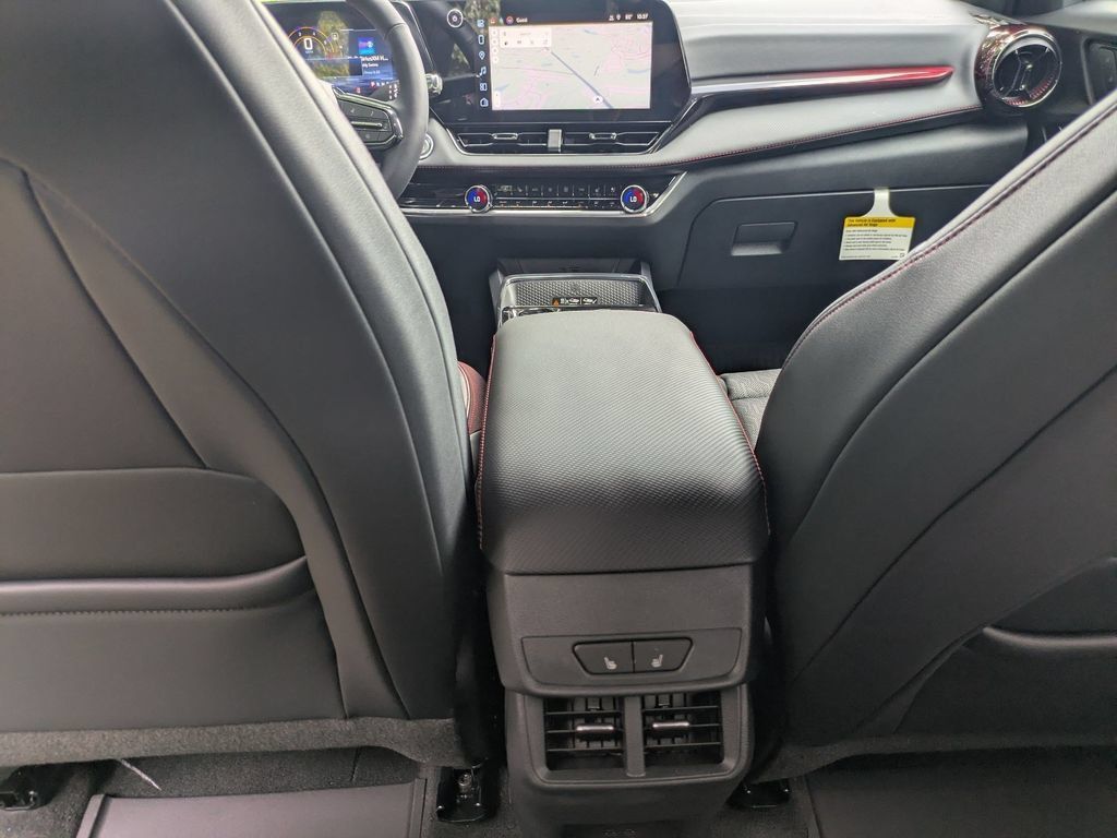 New 2027 Chevrolet Equinox RS w/ Safety and Technology Package FWD image 29