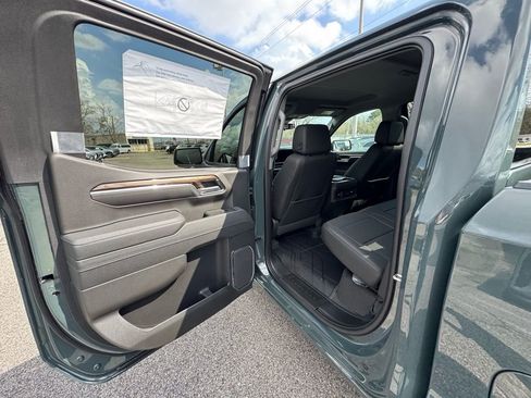 New 2026 Chevrolet Silverado 1500 LT w/ All Star Edition Plus RWD image 17