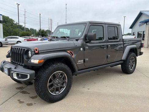 Used 2021 Jeep Gladiator Overland w/ Popular Equipment Package AWD/4WD image 4