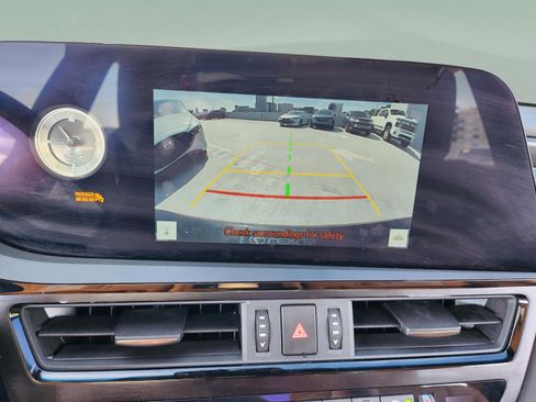 Certified 2024 Lexus ES 350 w/ Accessory Package (Z1) FWD image 19