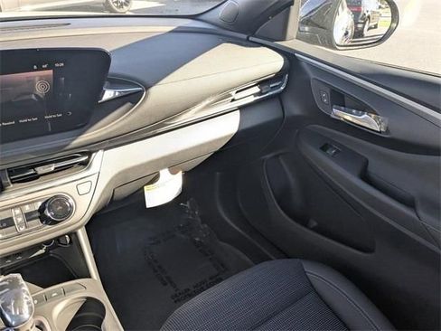 New 2026 Buick Envista Preferred w/ Convenience I Package FWD image 17