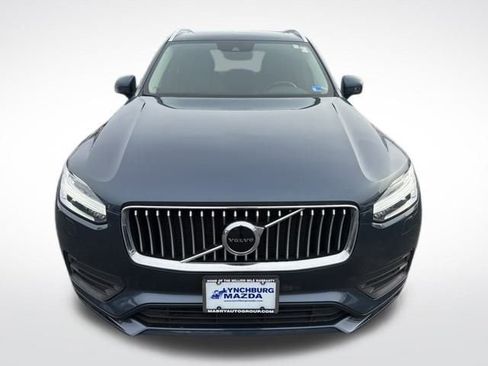 Used 2022 Volvo XC90 T6 Momentum w/ Climate Package image 9