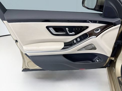 Certified 2023 Mercedes-Benz S 500 4MATIC image 23