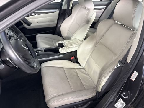 Used 2010 Acura TL SH-AWD image 18