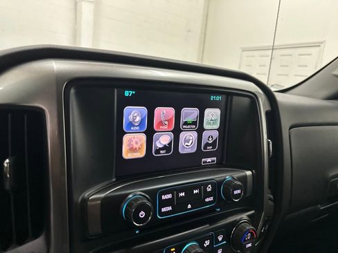 Used 2017 Chevrolet Silverado 1500 LT w/ Texas Edition RWD image 45