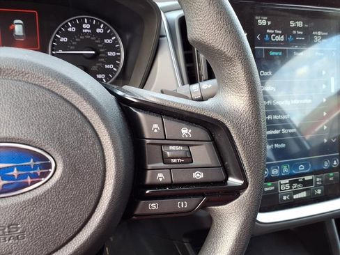 Certified 2025 Subaru Crosstrek 2.0i Premium image 9