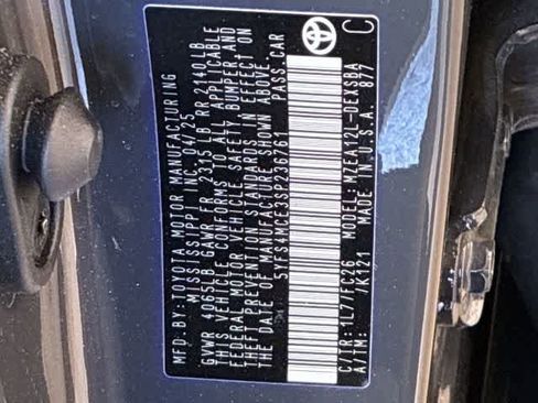 Used 2025 Toyota Corolla SE FWD image 37