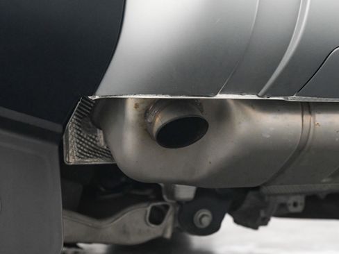 Used 2024 Land Rover Defender 110 S image 22