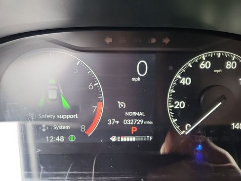 Used 2024 Honda HR-V Sport image 16