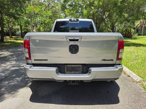 Used 2022 RAM 3500 Big Horn w/ Max Tow Package AWD/4WD image 6