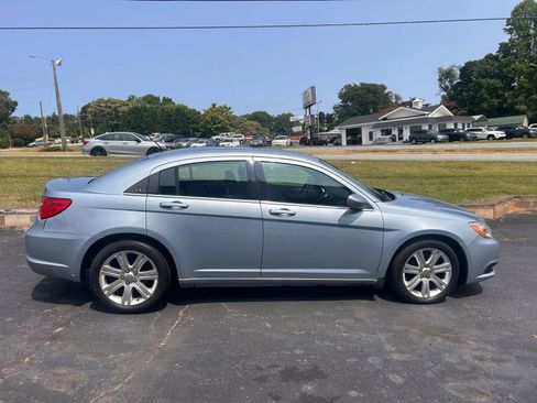 Used 2012 Chrysler 200 Touring w/ Sun/Sound Group image 5