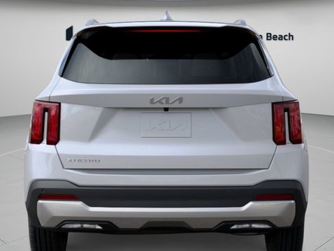 New 2026 Kia Sorento S FWD image 23