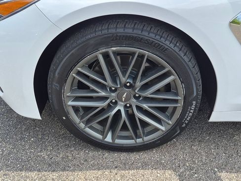 Used 2019 Genesis G70 2.0T Advanced w/ Prestige Package AWD/4WD image 10