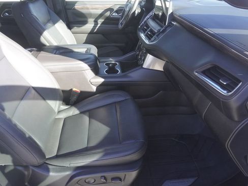 Used 2023 Chevrolet Tahoe Z71 w/ Luxury Package image 23