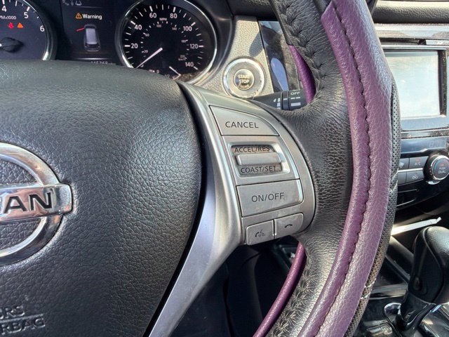 Used 2014 Nissan Rogue SL w/ SL Premium Package FWD image 17