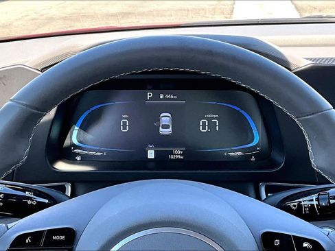 Certified 2025 Hyundai Elantra Sport image 13