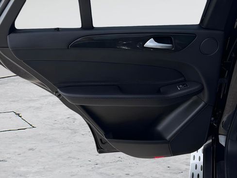 Used 2018 Mercedes-Benz GLE 43 AMG 4MATIC image 19