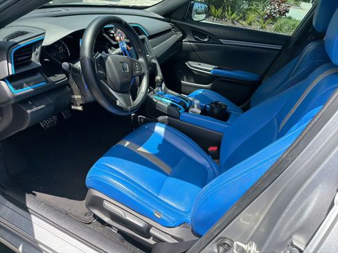 Used 2018 Honda Civic Sport image 20