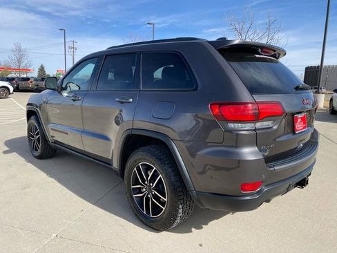 Used 2021 Jeep Grand Cherokee Trailhawk w/ Trailhawk Luxury Group image 3