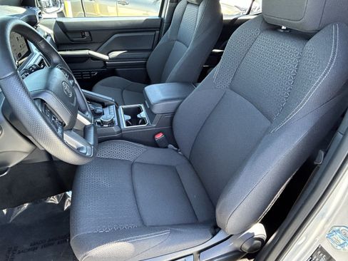 Certified 2026 Toyota 4Runner SR5 AWD/4WD image 25