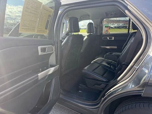Used 2023 Ford Explorer XLT w/ Equipment Group 202A image 13