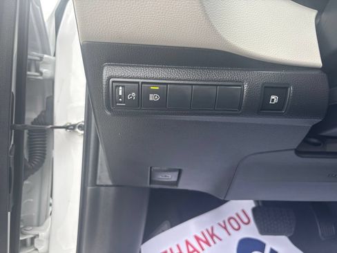 Used 2023 Toyota Corolla LE FWD image 15