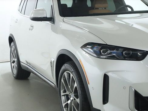 Used 2026 BMW X5 xDrive40i image 10