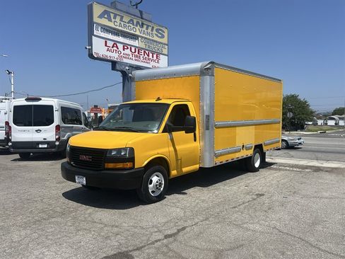 Used 2021 GMC Savana 3500 Extended w/ Power Convenience Package RWD image 1