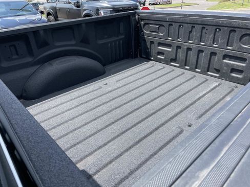 Used 2023 Ford F150 4x4 SuperCrew image 12